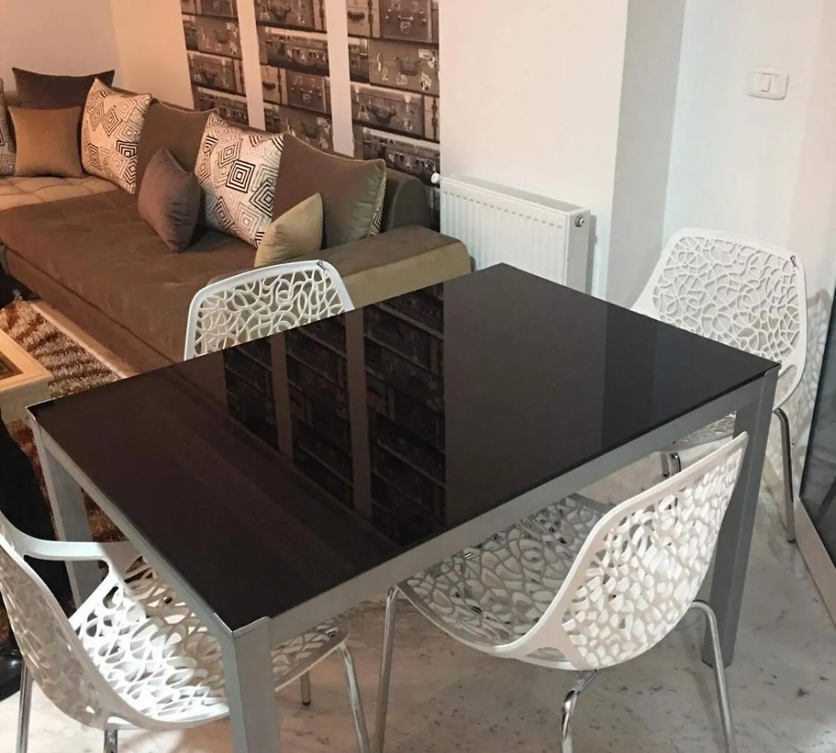 Cosy And Charming Apartment Close To Tunisia Mall Lac2 Tunes Tunísia
