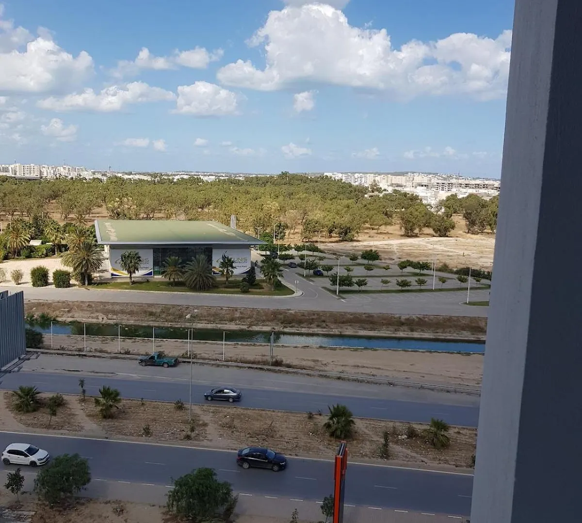 Cosy And Charming Apartment Close To Tunisia Mall Lac2 Tunes